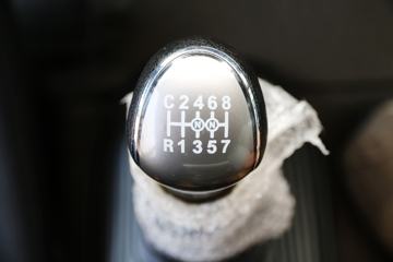 �й����� HOWO T5G 240���� 4X2 ��س�(ZZ5167XXYM561GE1)ͼƬ