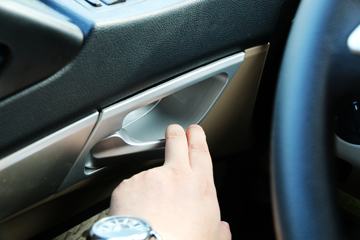 �й����� HOWO T5G 240���� 4X2 ��س�(ZZ5167XXYM561GE1)ͼƬ