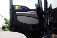 中国重汽 HOWO T5G 240马力 4X2 冷藏车(ZZ5167XXYM561GE1)