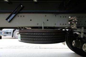 �й����� HOWO T5G 240���� 4X2 ��س�(ZZ5167XXYM561GE1)ͼƬ