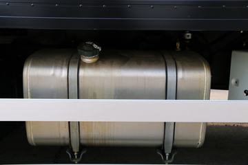 �й����� HOWO T5G 240���� 4X2 ��س�(ZZ5167XXYM561GE1)ͼƬ