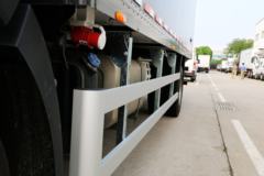 中国重汽 HOWO T5G 240马力 4X2 冷藏车(ZZ5167XXYM561GE1)