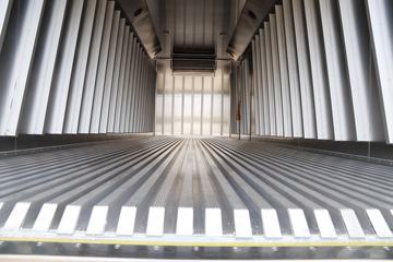 �й����� HOWO T5G 240���� 4X2 ��س�(ZZ5167XXYM561GE1)ͼƬ