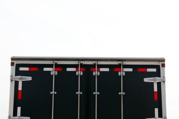 �й����� HOWO T5G 240���� 4X2 ��س�(ZZ5167XXYM561GE1)ͼƬ