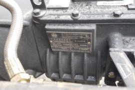 骁运&nbsp;载货车底盘                                                图片