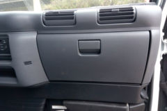 庆铃 五十铃600P 120马力 3.8米排半厢式轻卡(QL5040XXYA1HHJ)