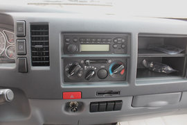 江淮帅铃底盘&nbsp;冷藏车驾驶室图片