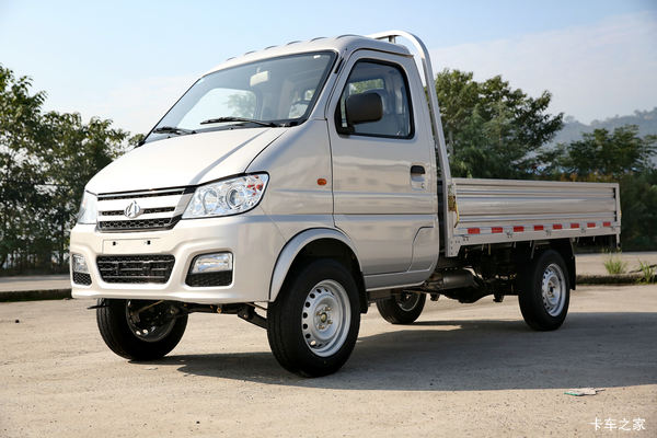 长安跨越 新豹MINI 1.0L 68马力 2.6米单排栏板微卡(短轴)