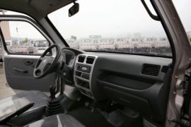 新豹MINI&nbsp;载货车驾驶室                                               图片