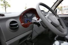 长安跨越 新豹二代 1.2L 88马力 3.2米单排栏板微卡(SC1031AGD57)