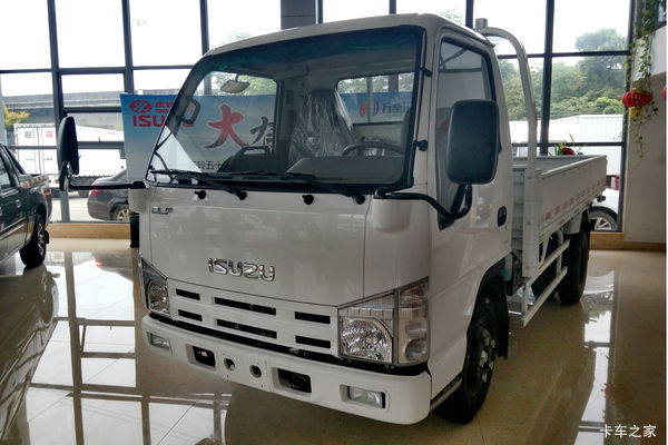 庆铃 五十铃100P 98马力 3.6米单排栏板轻卡(QL10403FAR)