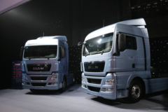 曼(MAN) TGX系列重卡 480马力 4X2自动挡牵引车(EfficientLine高效版)