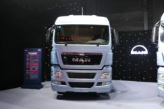 曼(MAN) TGX系列重卡 480马力 4X2自动挡牵引车(EfficientLine高效版)