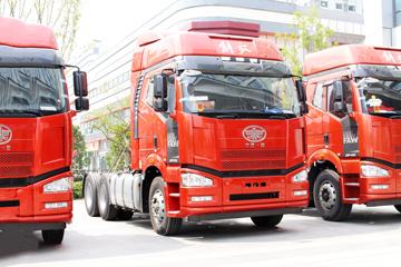 一汽解放 J6P重卡 舒适版 500马力 6X4牵引车(CA4250P66K25T1A1E4)