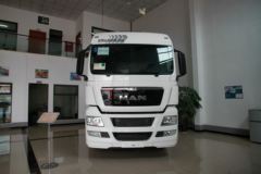 曼(MAN) TGX EfficientLine重卡 480马力 6X2R牵引车(高效版)