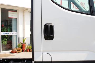 ��ά�� Daily�п� 170���� 4X2�����ػ�������(45C17H)ͼƬ