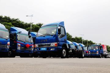 ���� ˧��E330 120���� 4.18�׵�����ʽ�Ῠ����ͼƬ