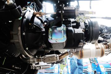 ���� ˧��E330 120���� 4.18�׵�����ʽ�Ῠ����ͼƬ