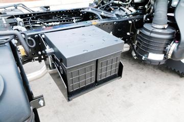 ���� ˧��E330 120���� 4.18�׵�����ʽ�Ῠ����ͼƬ