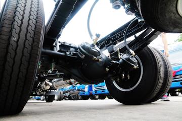 ���� ˧��E330 120���� 4.18�׵�����ʽ�Ῠ����ͼƬ