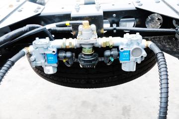 ���� ˧��E330 120���� 4.18�׵�����ʽ�Ῠ����ͼƬ