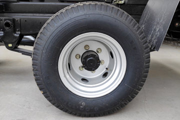 Ծ�� ����S50 82���� 4X2 3.05����ж��ͼƬ