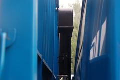 解放 骏威(J5K)中卡 130马力 4X2 栏板载货车(CA1123P9K2L4E)