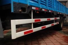 解放 骏威(J5K)中卡 130马力 4X2 栏板载货车(CA1123P9K2L4E)