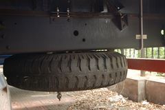 青岛解放 赛龙II中卡 130马力 4X2 5.8米仓栅式载货车(CA5080XXYPK2EA80-1)