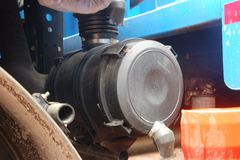 青岛解放 赛龙II中卡 130马力 4X2 5.8米仓栅式载货车(CA5080XXYPK2EA80-1)