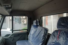 赛虎&nbsp;载货车驾驶室                                               图片