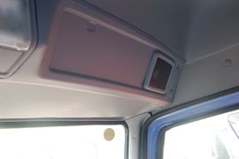 赛龙&nbsp;载货车驾驶室                                               图片