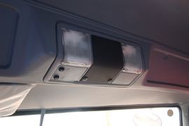 赛龙&nbsp;载货车驾驶室                                               图片