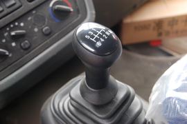 赛龙&nbsp;载货车驾驶室                                               图片