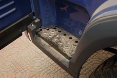 青岛解放 赛龙III中卡 160马力 4X2 5.8米排半栏板载货车(CA1127PK2EA80)