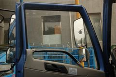 青岛解放 赛龙III中卡 160马力 4X2 5.8米排半栏板载货车(CA1127PK2EA80)