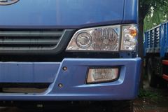 青岛解放 赛龙III中卡 160马力 4X2 5.8米排半栏板载货车(CA1127PK2EA80)