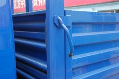 北京牌 旗铃 120马力 4X2 5.2米单排栏板载货车(BJ1065P1U62)