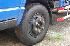 北京旗铃 103马力 4.25米单排栏板轻卡(BJ1044P1U53)