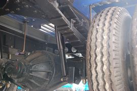 旗铃&nbsp;载货车底盘                                                图片