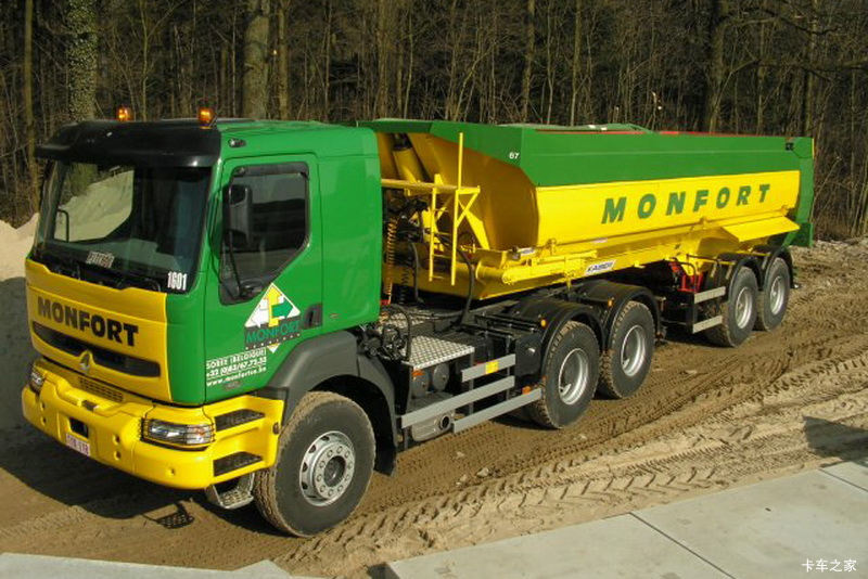 雷诺 Kerax 400 T XHD系列重卡 400马力 6X6 牵引车 