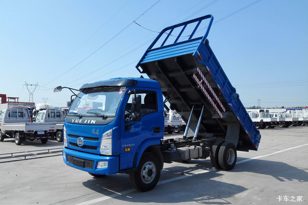 跃进 开拓X300 兼用型 102马力 4.2米自卸车