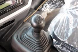 青岛解放底盘&nbsp;液体运输车驾驶室图片