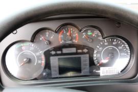 青岛解放底盘&nbsp;液体运输车驾驶室图片