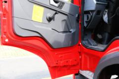 青岛解放  龙V 180马力 4X2 平板运输车(程力威牌)(CLW5162TPBC5)