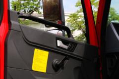 青岛解放  龙V 180马力 4X2 平板运输车(程力威牌)(CLW5162TPBC5)