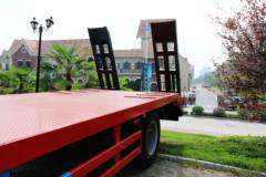 青岛解放  龙V 180马力 4X2 平板运输车(程力威牌)(CLW5162TPBC5)