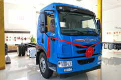 青岛解放 龙V中卡 180马力 4X2 5250载货车底盘(CA1168PK2L2E5A80)