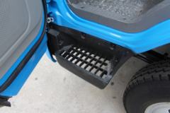 解放 虎VH 120马力 3300轴距单排轻卡底盘(CA5041XXYP40K2L1E5A84-3)