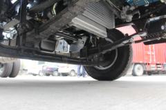 解放 虎VH 120马力 3300轴距单排轻卡底盘(CA5041XXYP40K2L1E5A84-3)